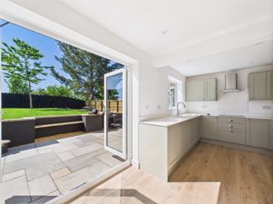 Kitchen- click for photo gallery